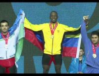 El bonaverense Lesman Paredes, se consagró campeón mundial juvenil en levantamiento de pesas