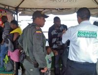 La Policía aprehendió a 16 inmigrantes en el muelle turístico de Buenaventura