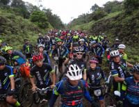 Armada Nacional realizó la travesía de bicicletas  Bahía Málaga - Cerro Bonguito 2016