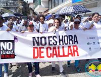 La periodista Yineth Bedoya realizó marcha dentro de su campaña “No es Hora de Callar”