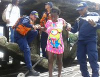 La Armada Nacional brindó asistencia humanitaria a dos habitantes del corregimiento de La Bocana
