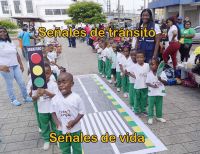 Los infantes de Buenaventura aprenden las normas de tránsito de forma lúdica