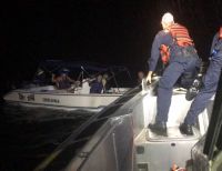 La Armada Nacional rescató ocho personas en embarcación a la deriva cerca de Bahía Solano