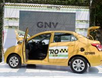Se anuncia en el Congreso de Naturgas la entrada al mercado del primer taxi propulsado 100% con gas natural