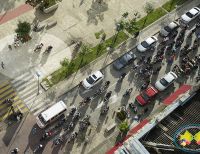 Un caos total se presentó en Buenaventura en la tarde del lunes 16 de julio por culpa de las caravanas de motociclistas